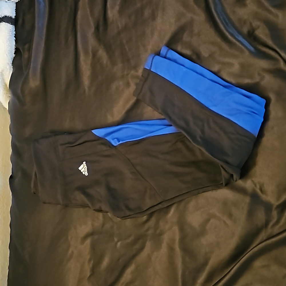 Adidas leggings